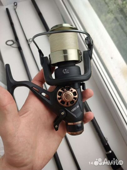 Карповое удилище с катушкой