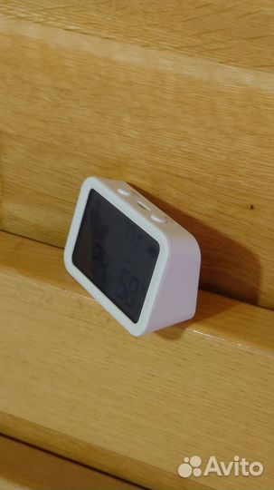 Датчик температуры влажности освещения Wi-fi Tuya