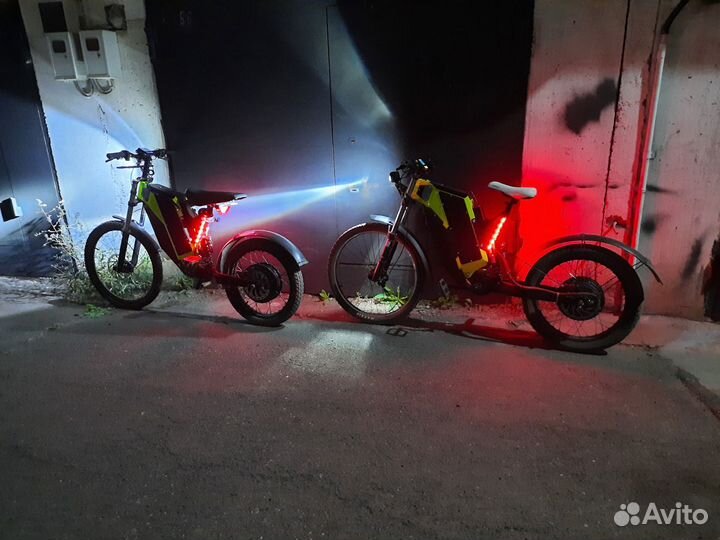 Желтый Электровелосипед