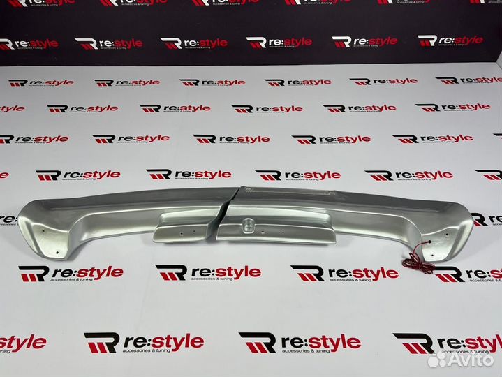 Спойлер Toyota Land Cruiser 105