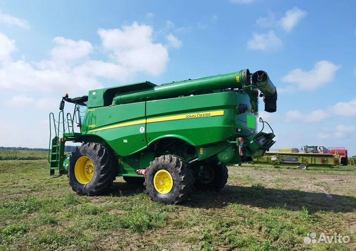 Комбайн John Deere S680, 2013