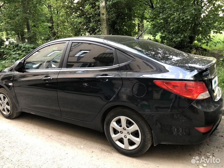 Hyundai Solaris 1.4 AT, 2012, 270 000 км