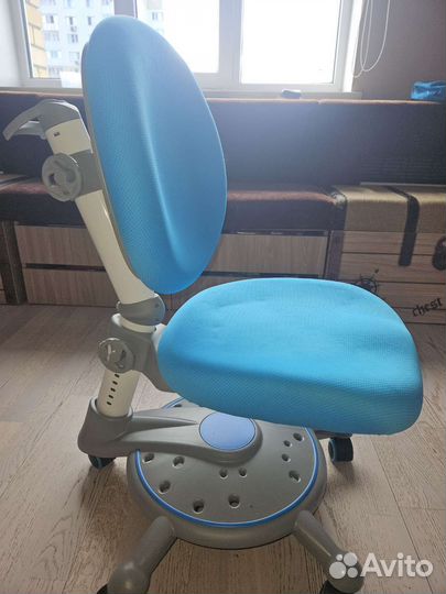 Ортопедический стул для школьника