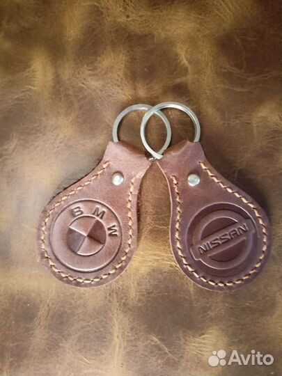 Автомобильный брелок