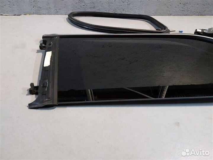 Стекло кузовное заднее левое Mercedes Gl-Class