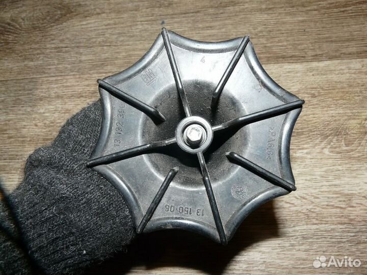 Крепление запасного колеса Chevrolet Cruze