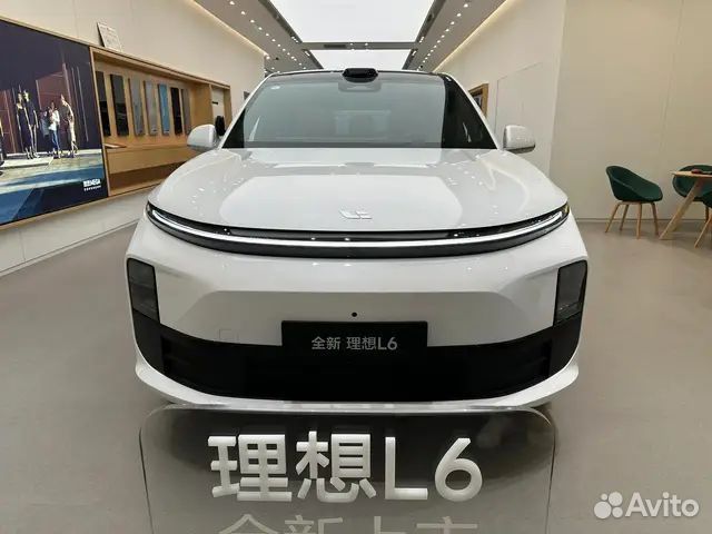 LiXiang L6 1.5 AT, 2025, 10 км