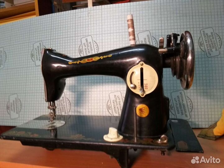 Швейная машина Подольск ручная