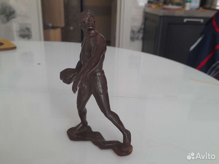 Игрушка неондертальцы.ссср.оригенал