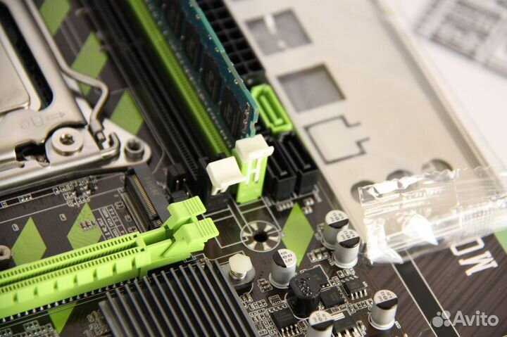 Комплект Xeon 1620 v2 (i7 4820k) + 8 gb+Atermiter