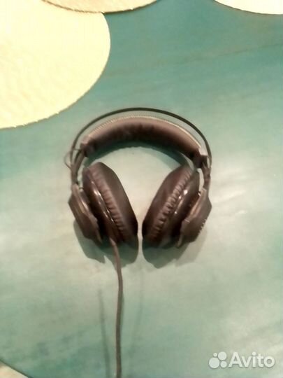 Наушники Hyper X Revolver s сломанные