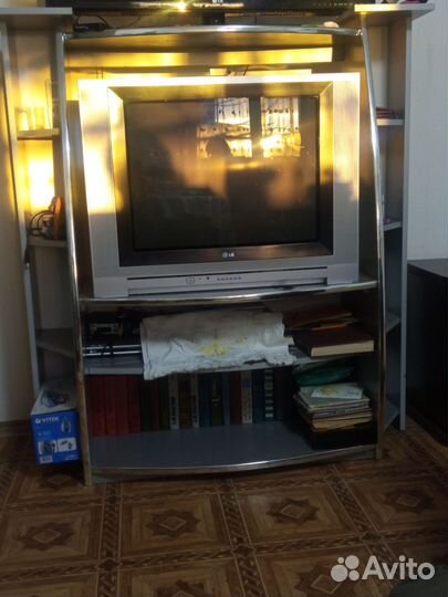 Тумба под телевизор