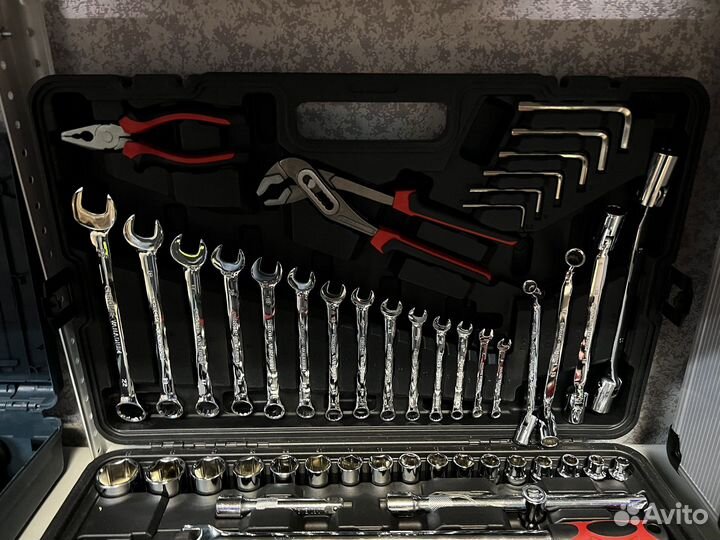 Набор инструментов 92 предмета силовой