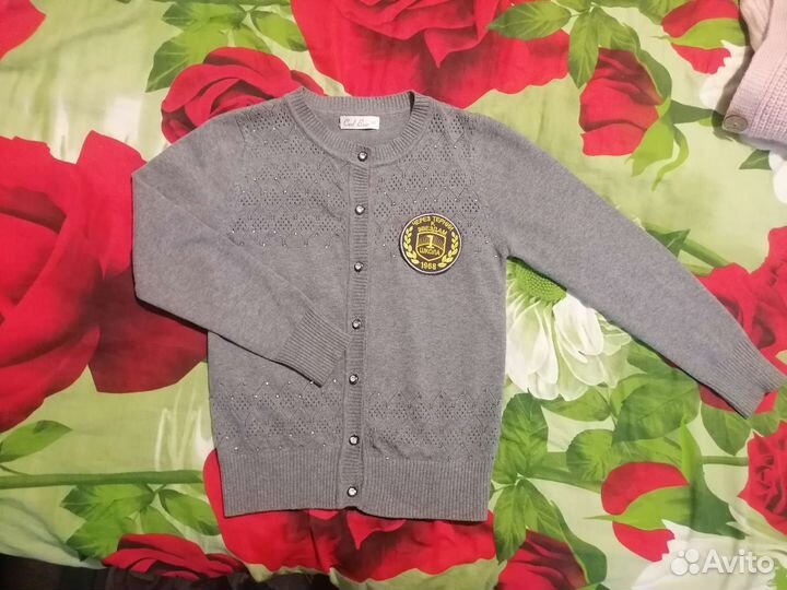Кофточки на девочку