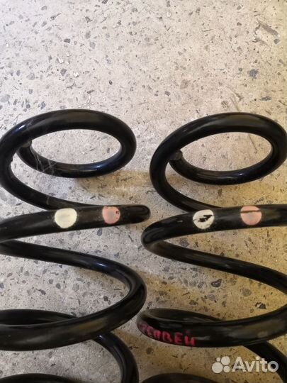 Пружина задняя Renault Logan Stepway 2019 комплект