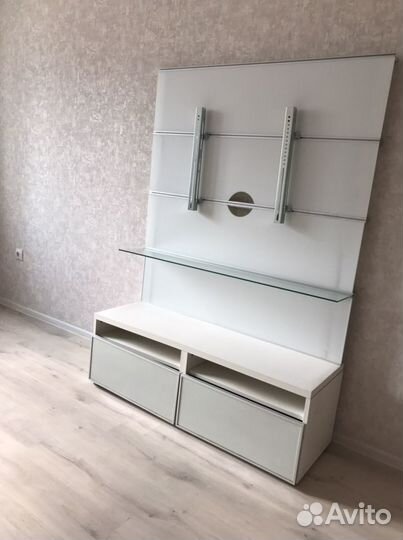 Полка для телевизора