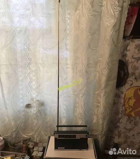 Транзисторный радиоприемник приемник 