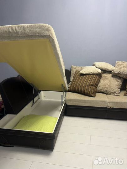 Угловой диван бу