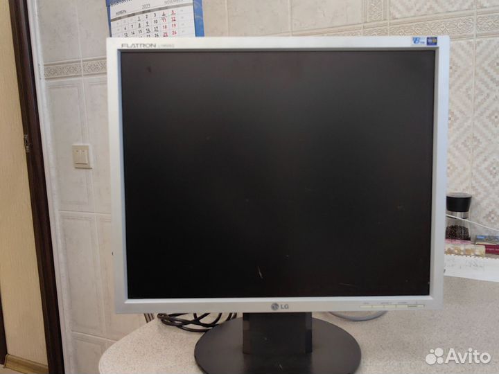 Монитор LG flatron L1950sq