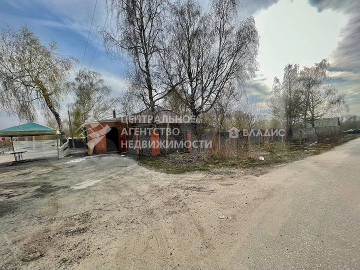 Дом 198,6 м² на участке 13 сот.