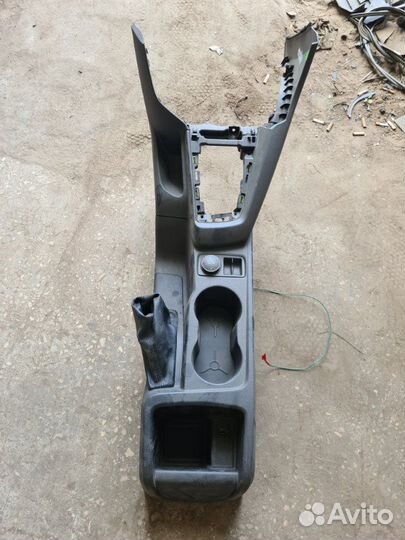 Консоль центральная Ford Focus 3 1.6 2013