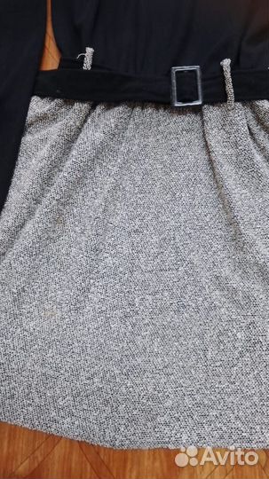 Платья и костюмы женские