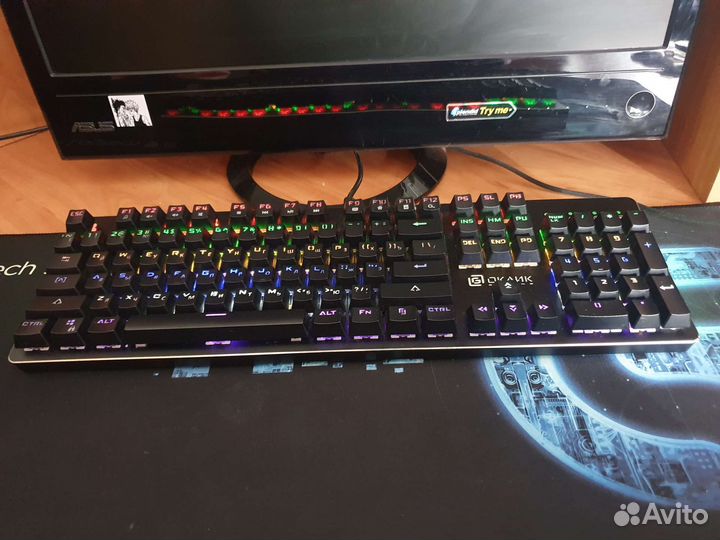 Игровая клавиатура Oklick 990G