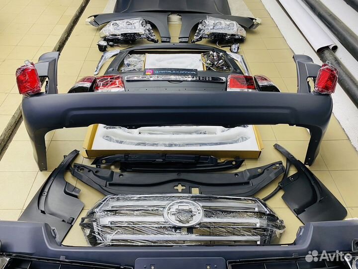 Обвес рестайлинга Toyota Land Cruiser 200, в сборе