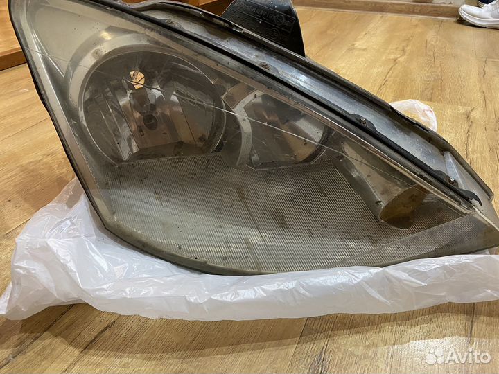 Фары ford focus 2002 год