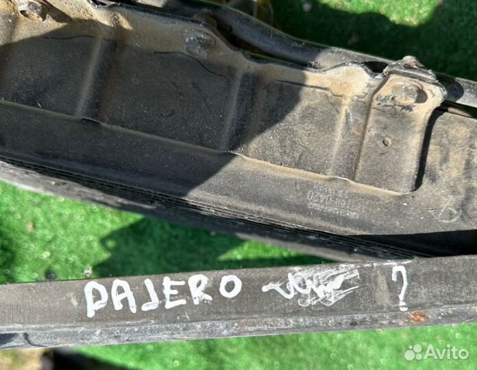 Интеркулер Mitsubishi Pajero 2.5 2000