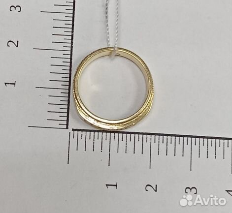 Золотое кольцо с бриллиантом 16р