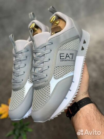 Armani Emporio светло-серые разм. 45