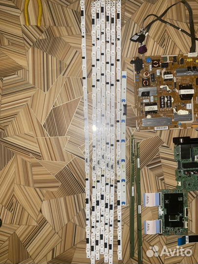 Запчксти от телевизора samsung LED