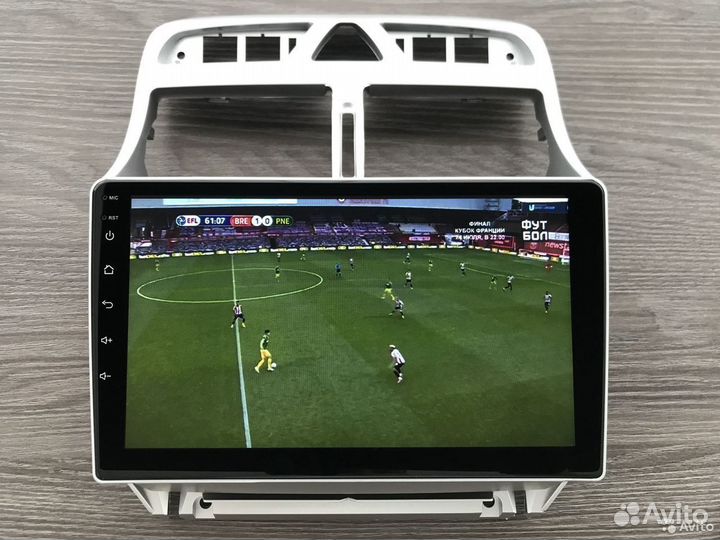 Магнитола на Peugeot 307 с камерой на Android