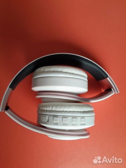 Беспроводные динамические Bluetooth наушники