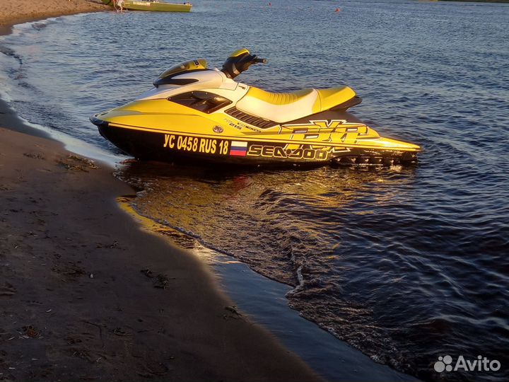 Гидроцикл BRP RXP 215