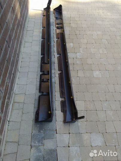 Накладки порогов митсубиси каризма