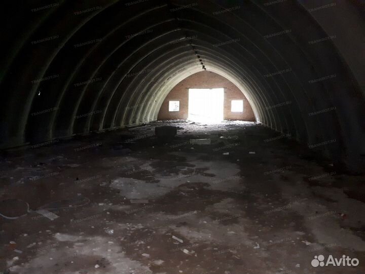 Ангар под разбор