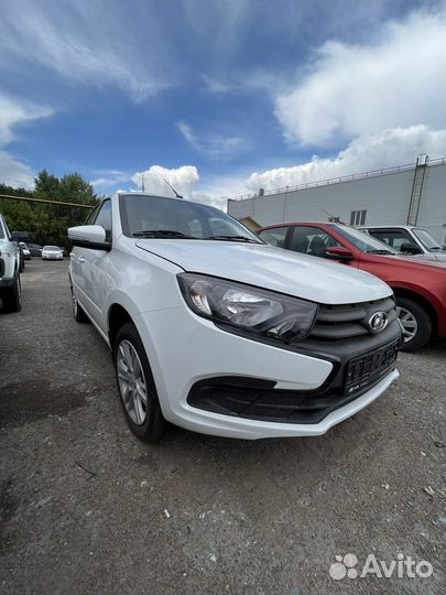 LADA Granta 1.6 МТ, 2022
