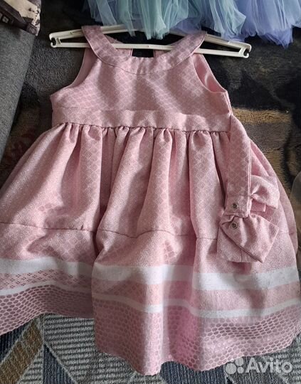 Вещи на девочку пакетом. 6 платьев. 104-116
