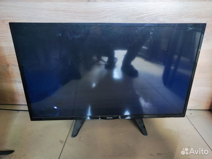 Телевизор Philips 32PHT4132 (Разбор)(По запчастям)