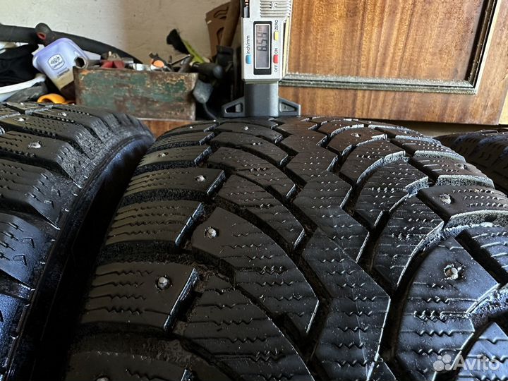 Formula Ice 215/60 R16 99T