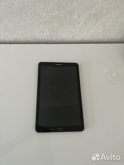 Samsung galaxy таб Е