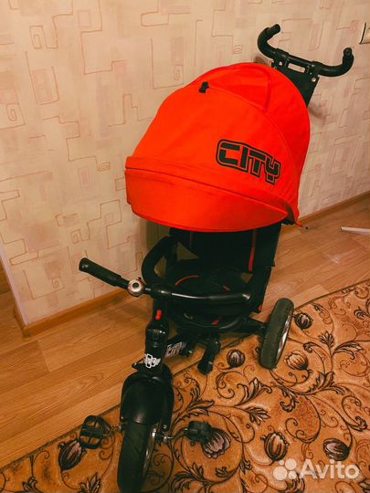 Велосипед с родительской ручкой