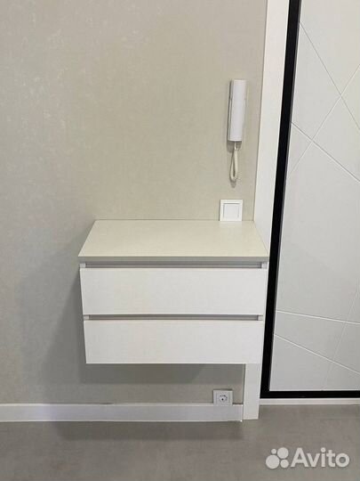 Тумба прикроватная