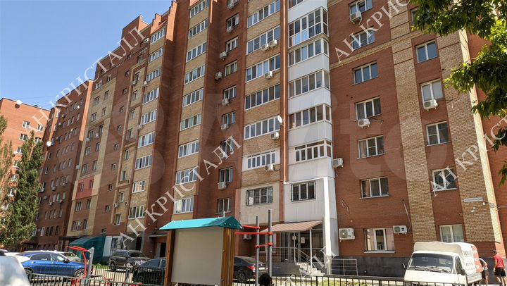 Офис 192.4 м² с отдельным входом. Парковка