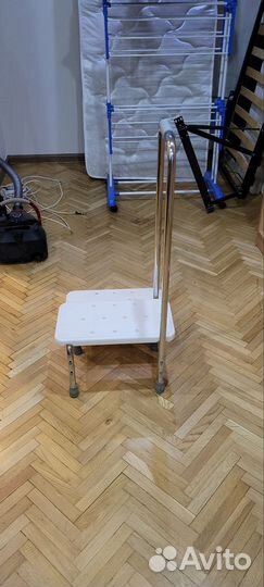 Ступени с поручнем для ванны б/у