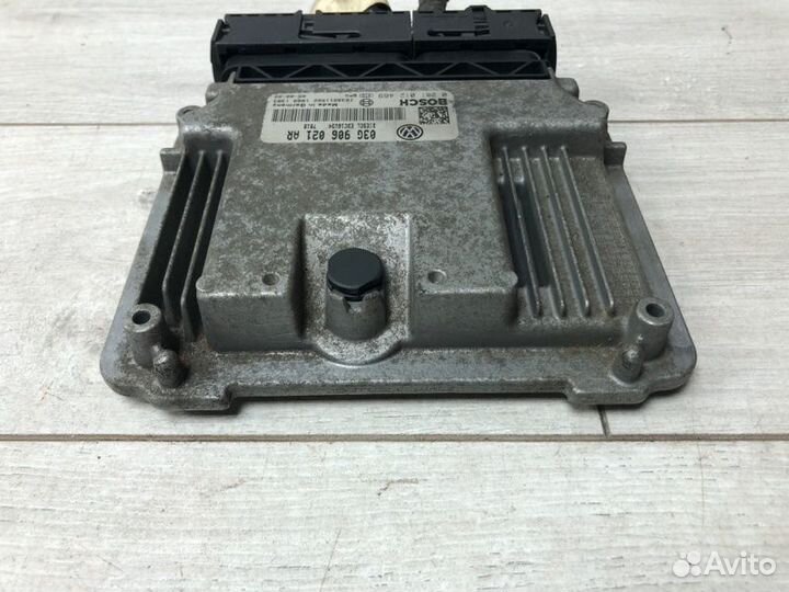 Эбу двс Volkswagen Caddy фургон BLS 2005