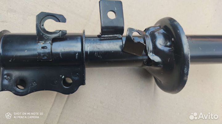 Амортизатор передний левый KIA RIO Киа Рио