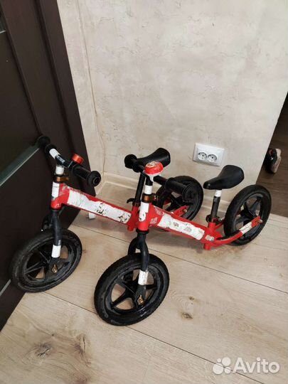 Беговел strider 12 classic 2 штуки для близнецов